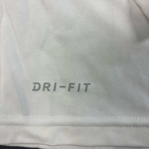 New Nike Men’s University of Richmond Spiders Tshirt L, Tee Shirt large, NWT - Picture 5 of 7